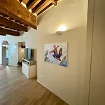 Yema Amphitheater Suite-lucca Lucca