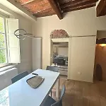 Yema Amphitheater Suite-lucca *